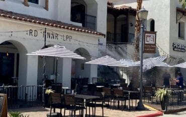 Máy phun sương làm mát quán cafe